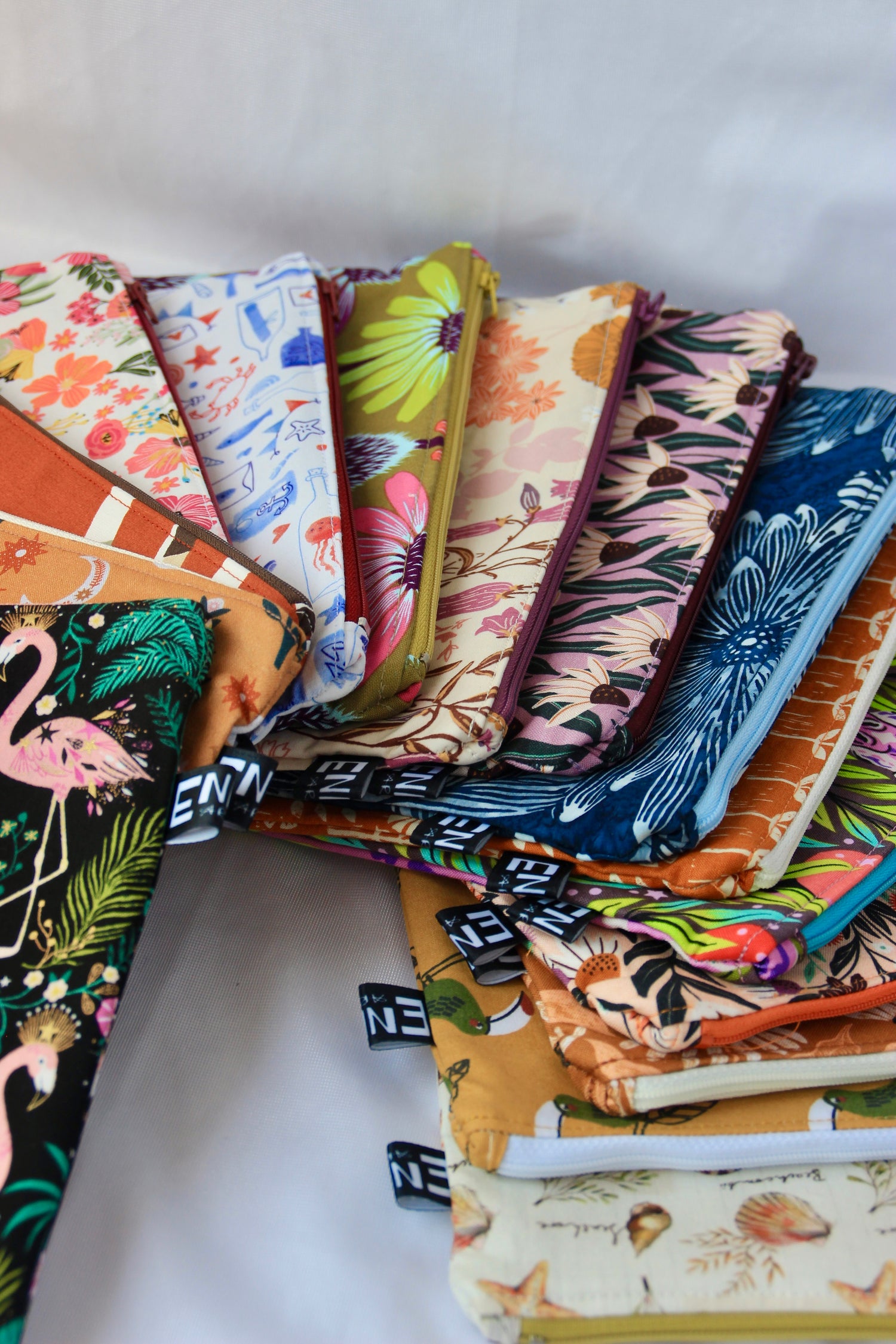 Trousse con interno impermeabile