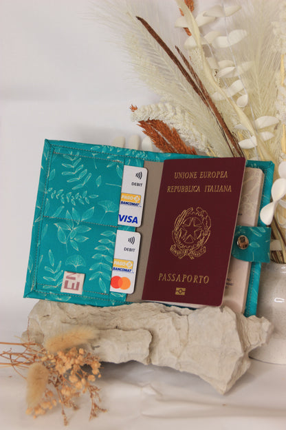 Porta passaporto rigido