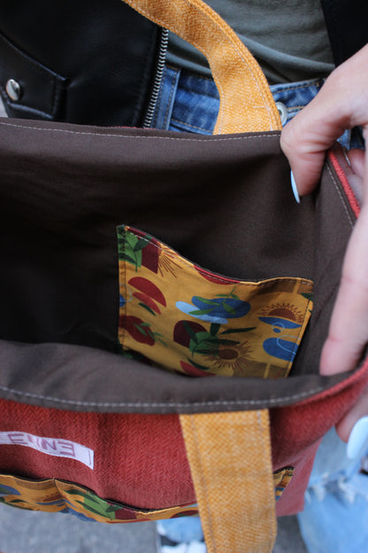 Tote bag