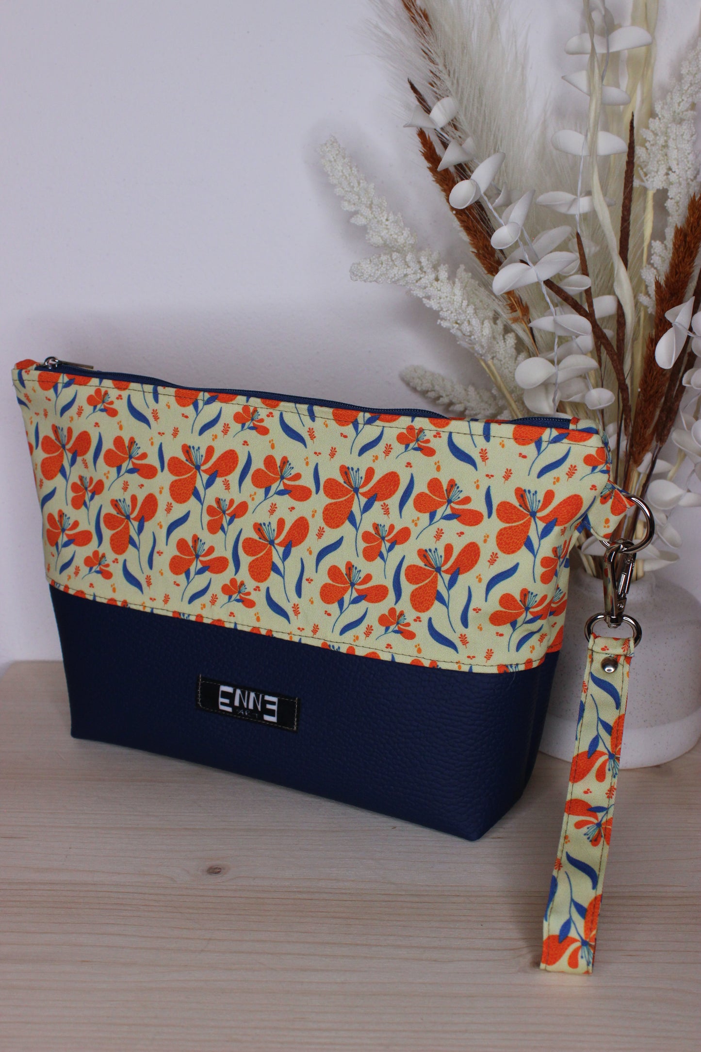 Pochette in cotone e similpelle